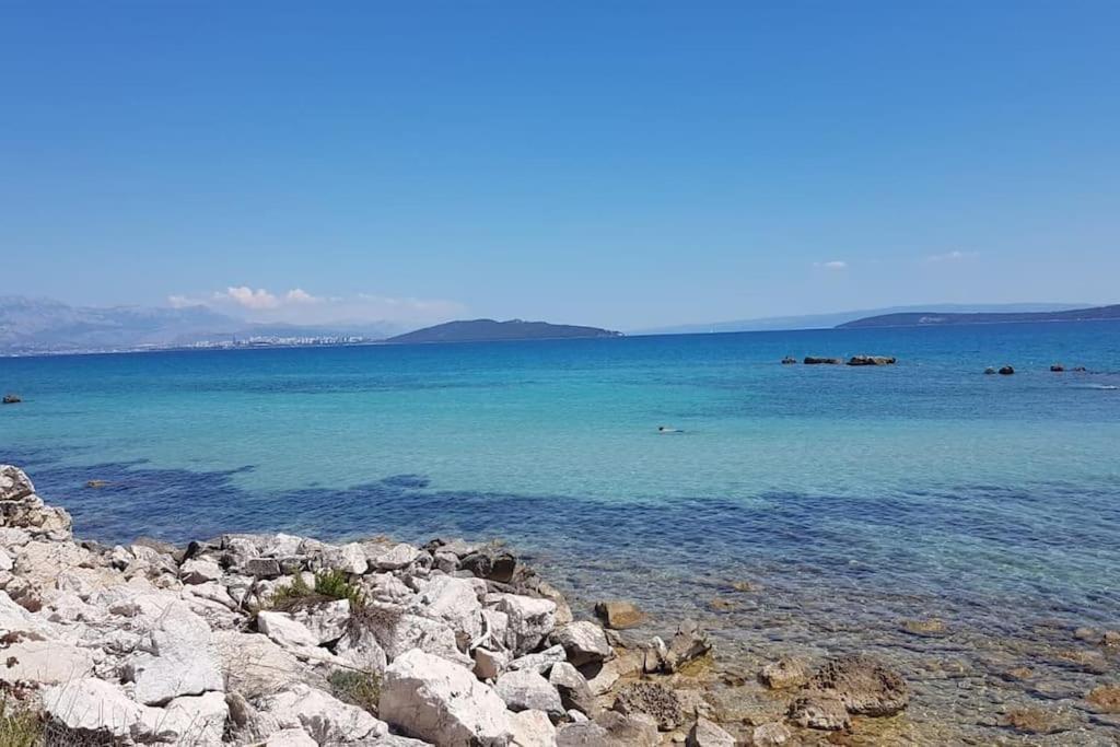 Apartment Eso Kastela Exterior photo